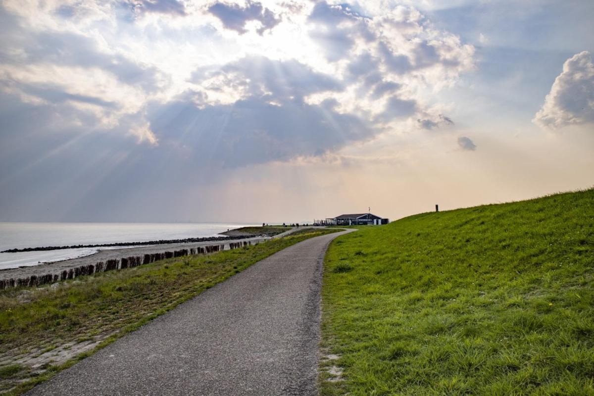 'Relax Lodge Sea' - Wellness Lodge In Zeeland - Private Sauna - Airco - Garden - Outdoor Swimming Pool - Free Wifi, Towels & Bed Linen Heinkenszand Экстерьер фото