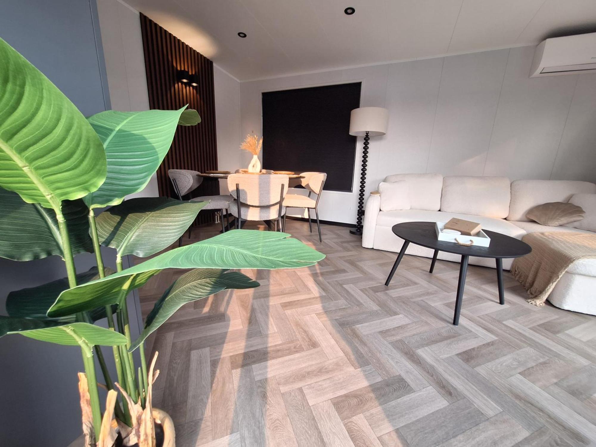'Relax Lodge Sea' - Wellness Lodge In Zeeland - Private Sauna - Airco - Garden - Outdoor Swimming Pool - Free Wifi, Towels & Bed Linen Heinkenszand Экстерьер фото