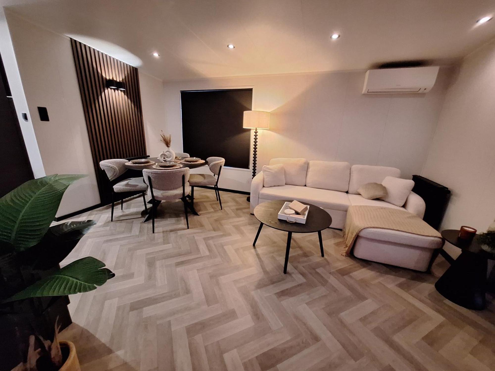 'Relax Lodge Sea' - Wellness Lodge In Zeeland - Private Sauna - Airco - Garden - Outdoor Swimming Pool - Free Wifi, Towels & Bed Linen Heinkenszand Экстерьер фото
