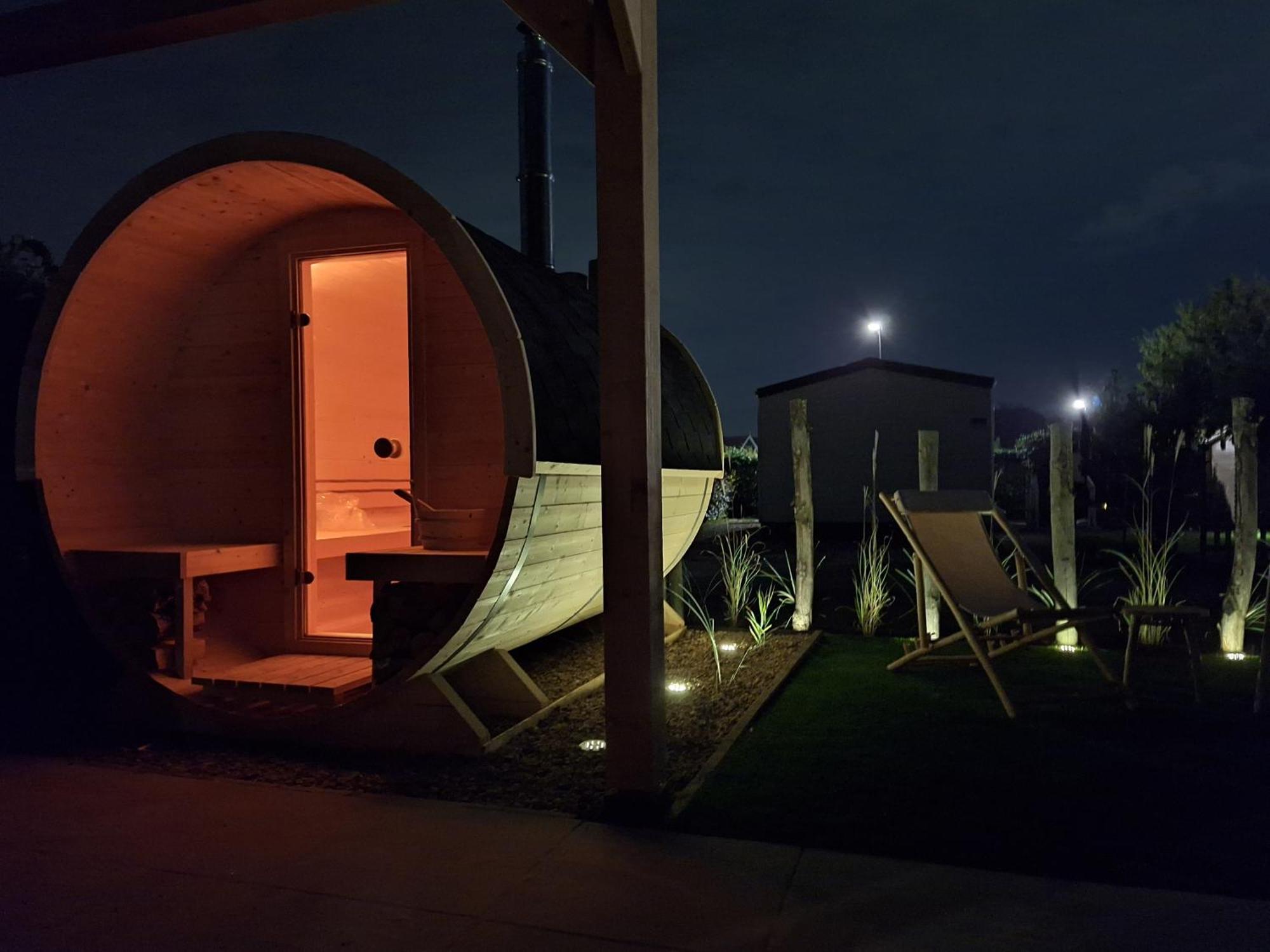 'Relax Lodge Sea' - Wellness Lodge In Zeeland - Private Sauna - Airco - Garden - Outdoor Swimming Pool - Free Wifi, Towels & Bed Linen Heinkenszand Экстерьер фото